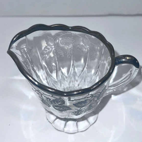 Vintage Silver City Sugar and Creamer with Silver Overlay Berries and Trim - Picture 6 of 7